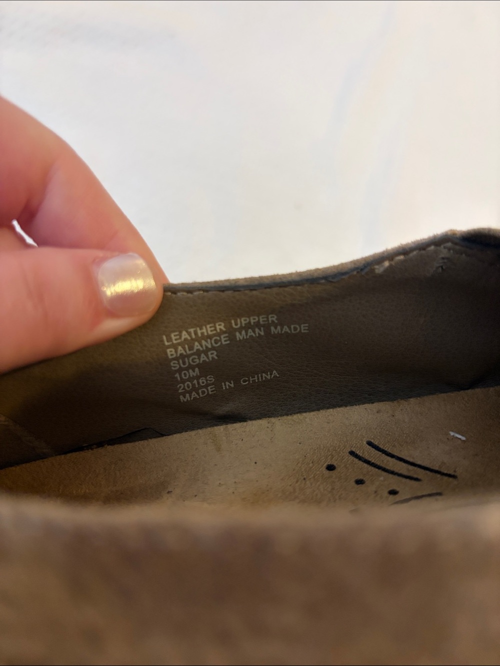 Earth Origins Sugar Leather Laser Cut Out Slip-On Loafers in Tan/Taupe Size 10 - Picture 12 of 16